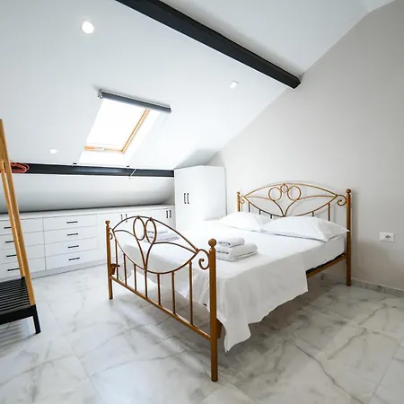 Appartement Center Hideout - Tirana