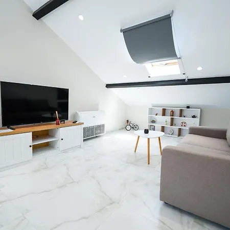 Center Hideout - Apartmán Tirana