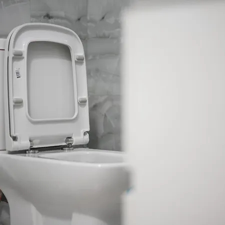 Center Hideout - * Tirana